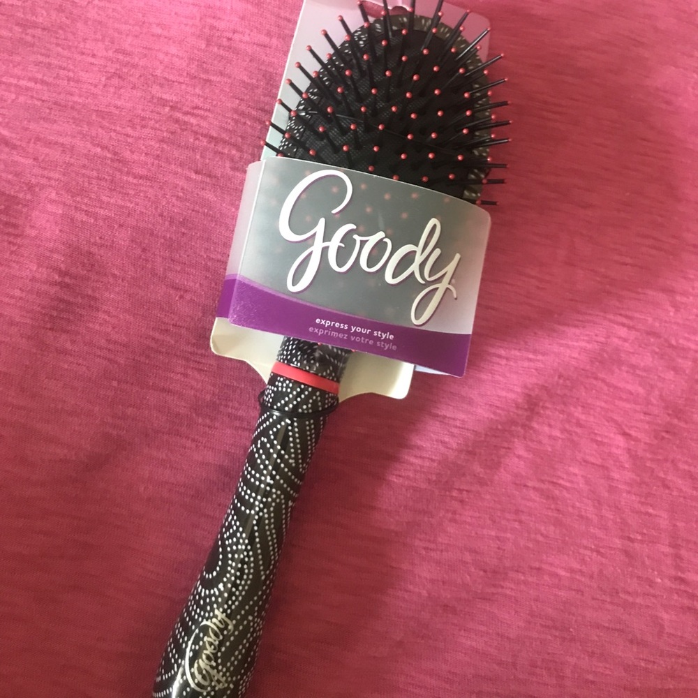 Hair brush